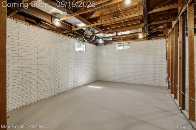 2267 Howe Road, Burton, MI 48519