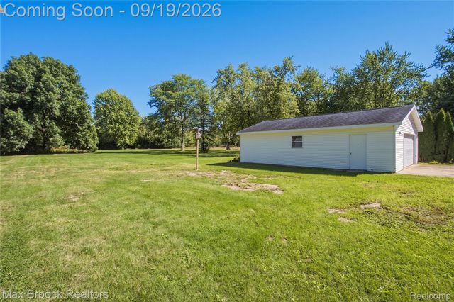 2267 Howe Road, Burton, MI 48519