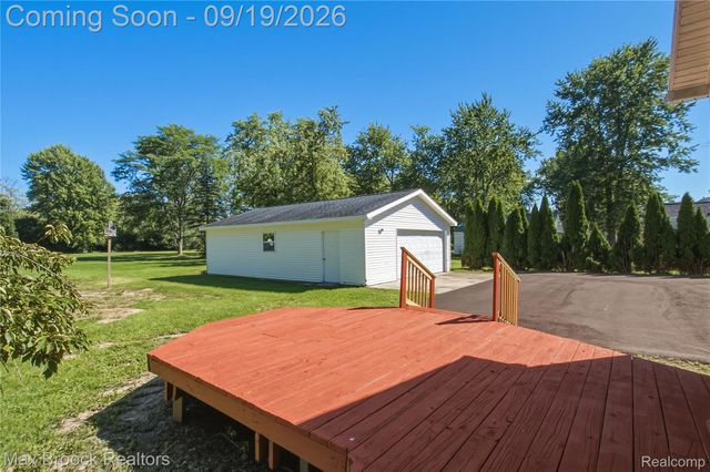 2267 Howe Road, Burton, MI 48519