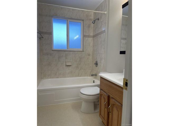 3062 S Florence Ct, Denver, CO 80231