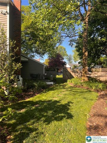 1177 Clearview Circle, Lower Macungie Twp, PA 18103