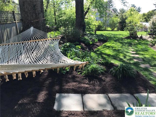 1177 Clearview Circle, Lower Macungie Twp, PA 18103