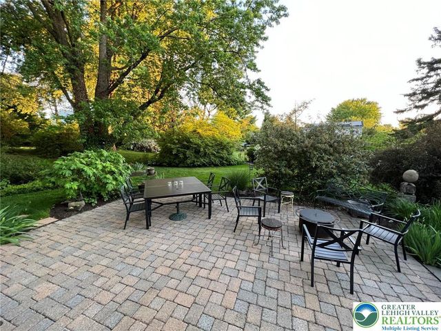 1177 Clearview Circle, Lower Macungie Twp, PA 18103