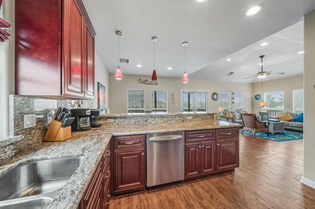 4126 Grayson, Galveston, TX 77554