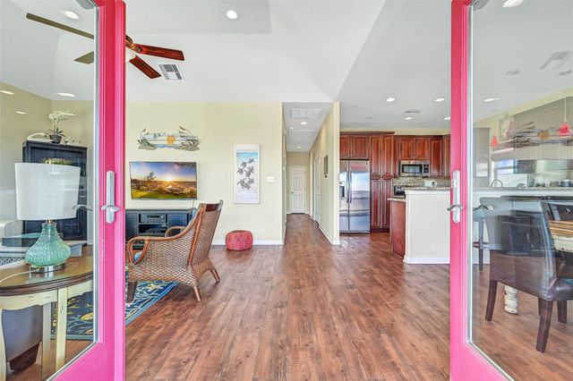 4126 Grayson, Galveston, TX 77554