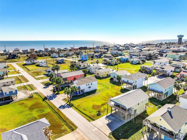 4126 Grayson, Galveston, TX 77554