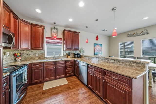 4126 Grayson, Galveston, TX 77554