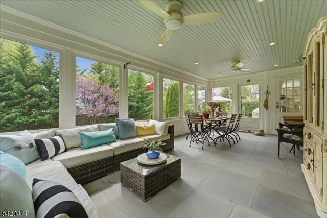 1061 Wychwood Rd, Westfield Town, NJ 07090