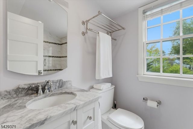 1061 Wychwood Rd, Westfield Town, NJ 07090