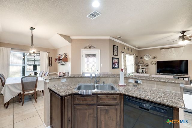 2411 Scott Drive, Copperas Cove, TX 76522