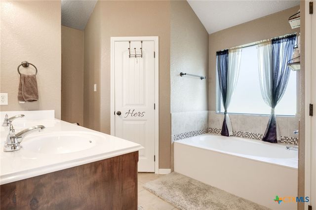 2411 Scott Drive, Copperas Cove, TX 76522