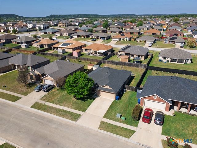 2411 Scott Drive, Copperas Cove, TX 76522