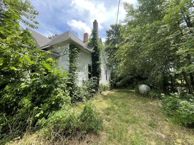 3626 E HIGHWAY 24, Moberly, MO 65270