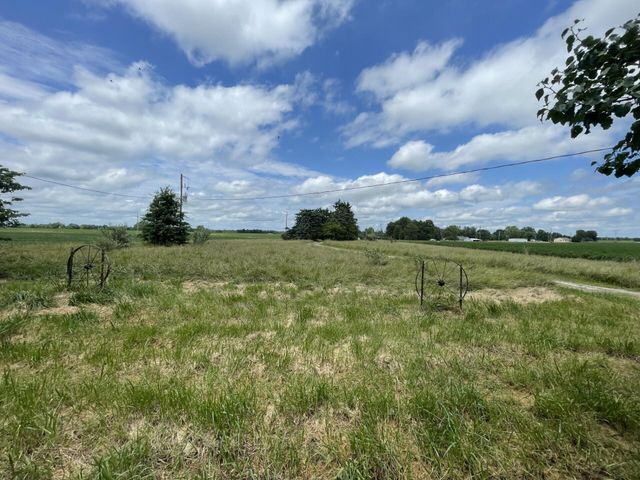 3626 E HIGHWAY 24, Moberly, MO 65270