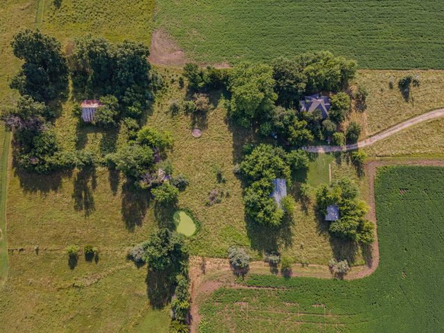 3626 E HIGHWAY 24, Moberly, MO 65270