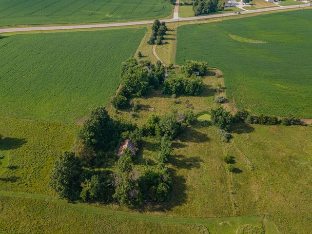 3626 E HIGHWAY 24, Moberly, MO 65270