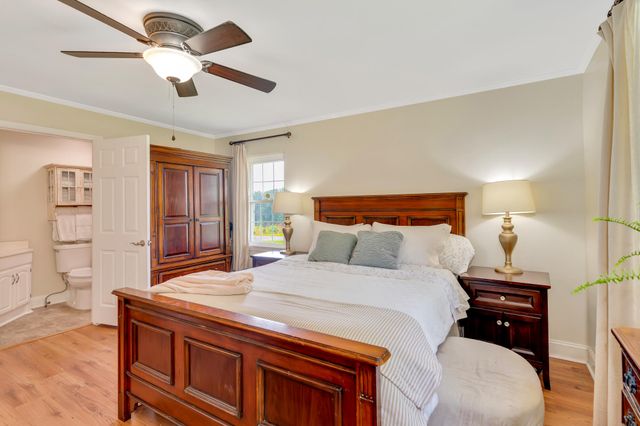 206 Arvle York Circle, Lookout Mountain, GA 30750