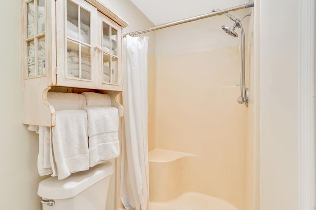 206 Arvle York Circle, Lookout Mountain, GA 30750