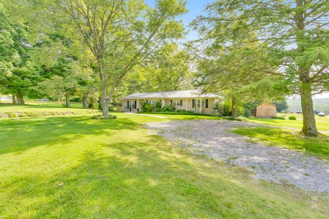 206 Arvle York Circle, Lookout Mountain, GA 30750