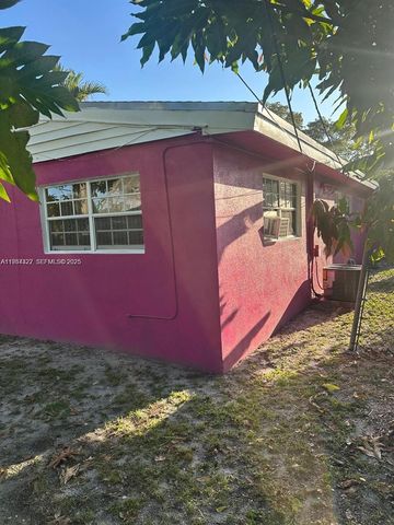 15775 NE 13th Ave, North Miami Beach, FL 33162