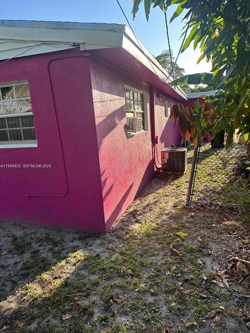 15775 NE 13th Ave, North Miami Beach, FL 33162