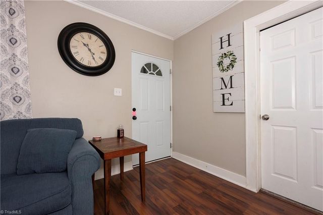5102 Old Walkertown Road, Winston-salem, NC 27105