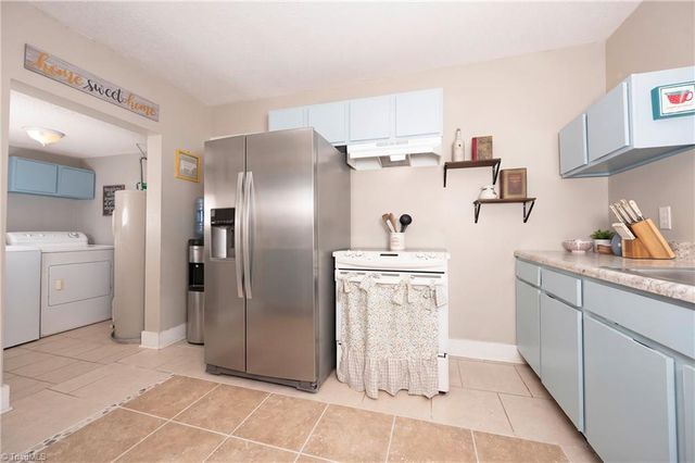 5102 Old Walkertown Road, Winston-salem, NC 27105
