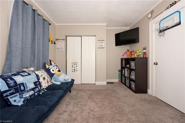 5102 Old Walkertown Road, Winston-salem, NC 27105