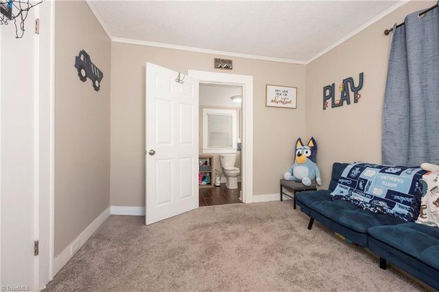 5102 Old Walkertown Road, Winston-salem, NC 27105