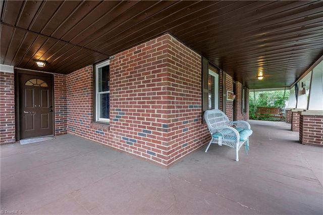 5102 Old Walkertown Road, Winston-salem, NC 27105