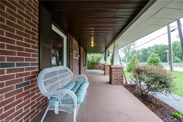 5102 Old Walkertown Road, Winston-salem, NC 27105