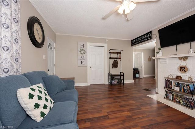 5102 Old Walkertown Road, Winston-salem, NC 27105