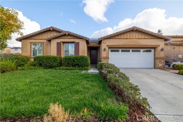 35078 Waimea, Winchester, CA 92596