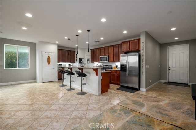 35078 Waimea, Winchester, CA 92596