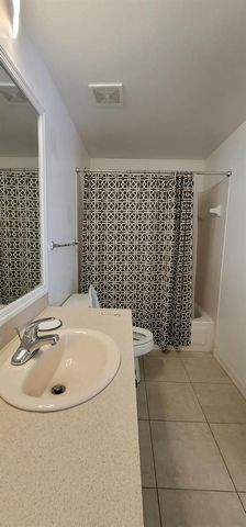 5032 Lantana Road 2105, Lake Worth, FL 33463