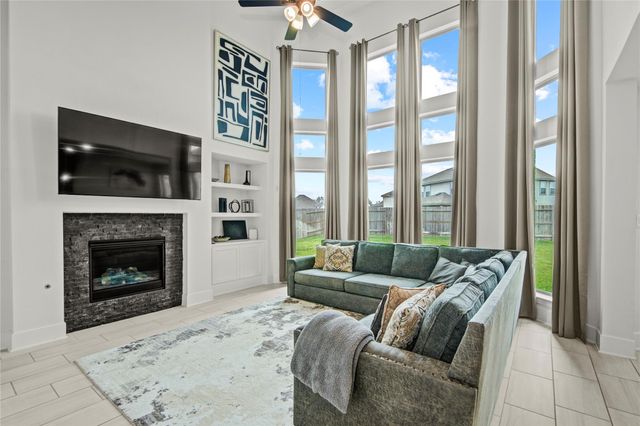 18927 Toscana Lane, New Caney, TX 77357