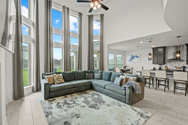 18927 Toscana Lane, New Caney, TX 77357