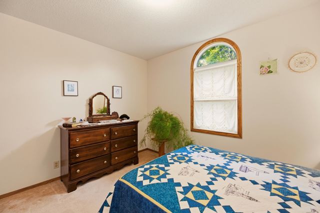 11914 W Carr Ave, Wichita, KS 67209