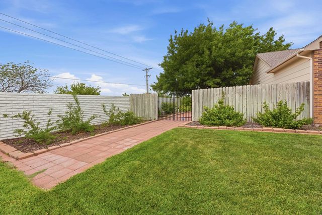 11914 W Carr Ave, Wichita, KS 67209