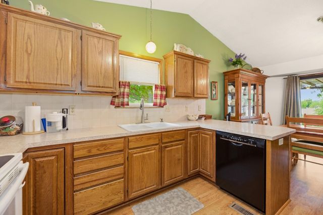 11914 W Carr Ave, Wichita, KS 67209