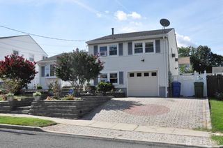 9 FLORENCE Street, Parlin, NJ 08859