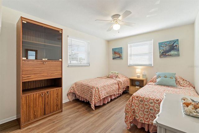 12400 PARK BOULEVARD 217, Seminole, FL 33772