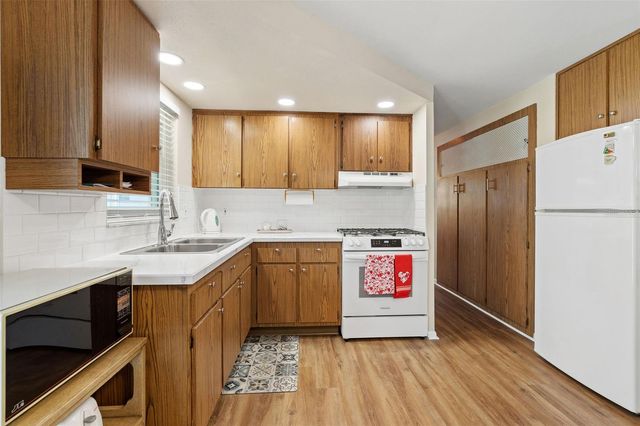 12400 PARK BOULEVARD 217, Seminole, FL 33772