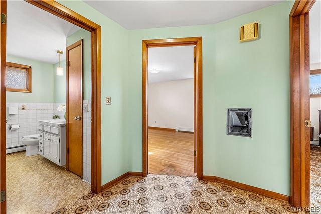 39 Cardy Lane, Cheektowaga, NY 14043