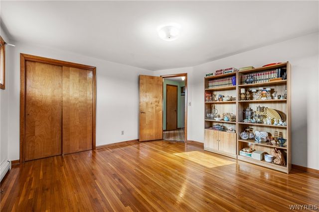 39 Cardy Lane, Cheektowaga, NY 14043