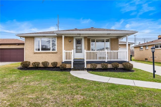 39 Cardy Lane, Cheektowaga, NY 14043