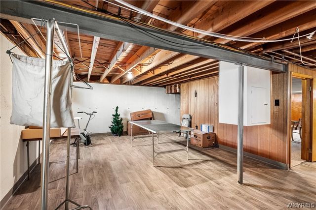 39 Cardy Lane, Cheektowaga, NY 14043