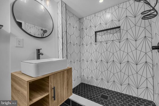 1537 STONEWOOD RD, Baltimore, MD 21239