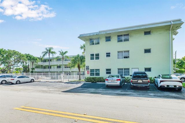 1900 NE 8th Ct 302, Fort Lauderdale, FL 33304