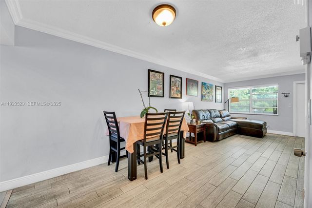 1900 NE 8th Ct 302, Fort Lauderdale, FL 33304